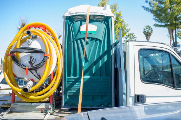 Porta potty delivery and setup in Maple Heights Lake Desire, WA